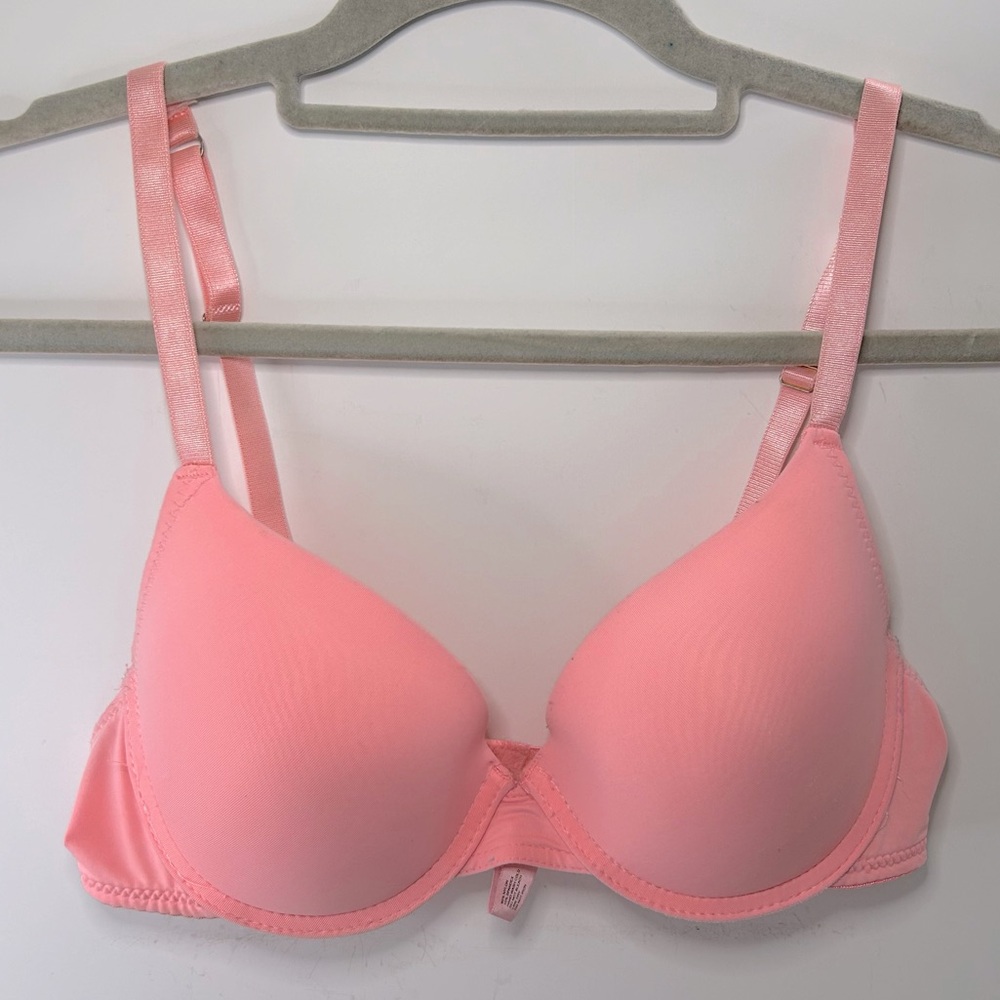 Juicy Couture Peach Pink Lightly Lined Adjustable Straps Bra 36B